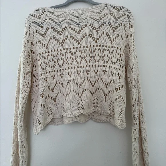 Sincerely Jules Cream Crew Neck Sweater with Intricate Knit Design - Picture 4 of 4